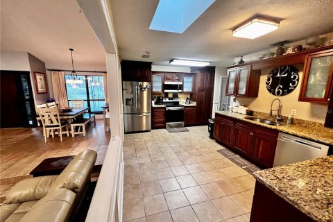 Villa ou maison à vendre à DeLand, Floride: 4 chambres, 164.16 m2 № 1123210 - photo 9