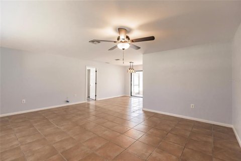 Villa ou maison à vendre à Punta Gorda, Floride: 2 chambres, 149.39 m2 № 1327223 - photo 7