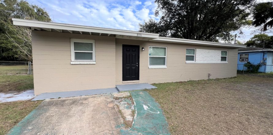 House in Jacksonville, Florida 3 bedrooms, 112.13 sq.m. № 889652