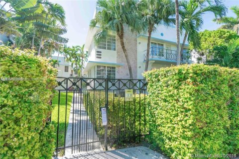 Studio in the Condo in Miami Beach, Florida  № 1348281 - photo 14