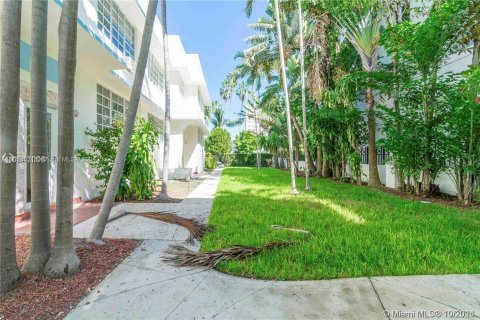 Studio in the Condo in Miami Beach, Florida  № 1348281 - photo 15