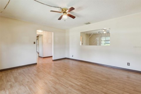 Casa en venta en DeBary, Florida, 4 dormitorios, 144.93 m2 № 1386594 - foto 10