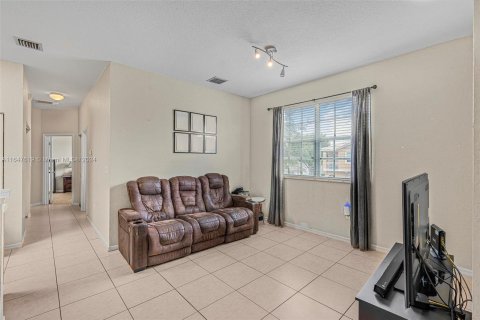 Condominio en venta en Miramar, Florida, 2 dormitorios, 96.25 m2 № 1330250 - foto 6