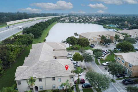 Condominio en venta en Miramar, Florida, 2 dormitorios, 96.25 m2 № 1330250 - foto 23