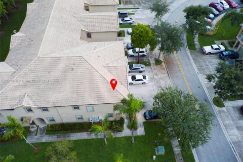 Condominio en venta en Miramar, Florida, 2 dormitorios, 96.25 m2 № 1330250 - foto 24