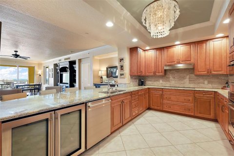 Condo in New Smyrna Beach, Florida, 3 bedrooms  № 1350732 - photo 3