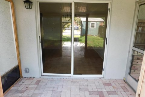 House in New Port Richey, Florida 2 bedrooms, 89.74 sq.m. № 1313427 - photo 23