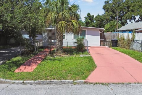 Villa ou maison à vendre à Saint Petersburg, Floride: 2 chambres, 66.89 m2 № 1342128 - photo 2