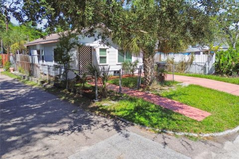 Casa en venta en Saint Petersburg, Florida, 2 dormitorios, 66.89 m2 № 1342128 - foto 5