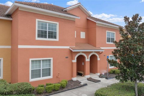 Touwnhouse à vendre à Kissimmee, Floride: 4 chambres, 176.7 m2 № 1342062 - photo 2