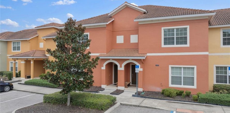 Townhouse in Kissimmee, Florida 4 bedrooms, 176.7 sq.m. № 1342062