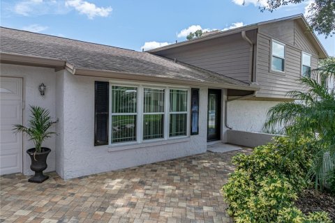 Casa en venta en Tampa, Florida, 4 dormitorios, 203.64 m2 № 1342095 - foto 10