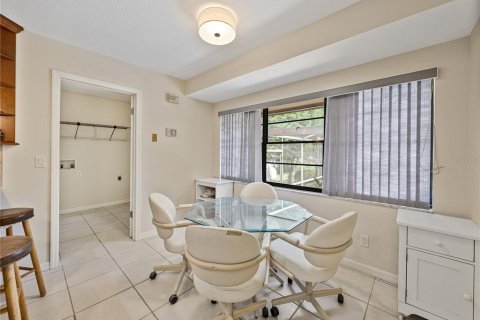 Casa en venta en Tampa, Florida, 4 dormitorios, 203.64 m2 № 1342095 - foto 27