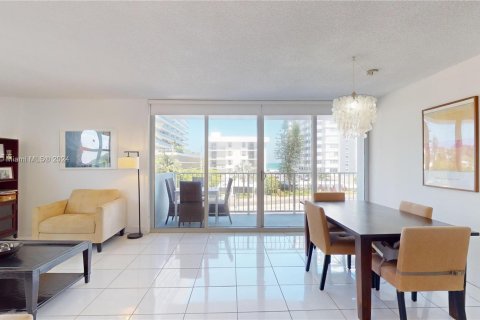 Copropriété à vendre à Miami Beach, Floride: 1 chambre, 75.72 m2 № 1325317 - photo 2