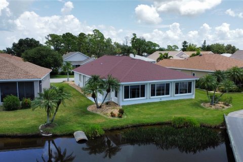 Villa ou maison à vendre à Punta Gorda, Floride: 2 chambres, 175.68 m2 № 1326608 - photo 5