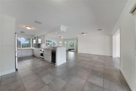 Villa ou maison à louer à Pompano Beach, Floride: 3 chambres, 125.33 m2 № 1353888 - photo 15