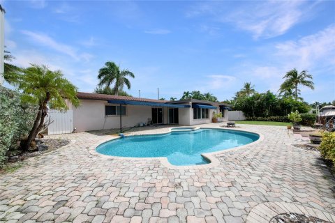 Villa ou maison à louer à Pompano Beach, Floride: 3 chambres, 125.33 m2 № 1353888 - photo 12