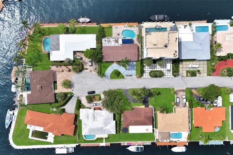 Villa ou maison à louer à Pompano Beach, Floride: 3 chambres, 125.33 m2 № 1353888 - photo 6