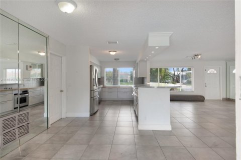 Villa ou maison à louer à Pompano Beach, Floride: 3 chambres, 125.33 m2 № 1353888 - photo 28