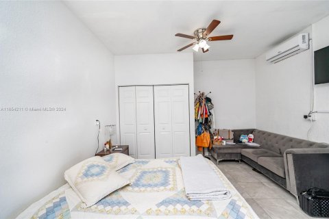 Casa en venta en Miami, Florida, 3 dormitorios, 125.88 m2 № 1353841 - foto 24