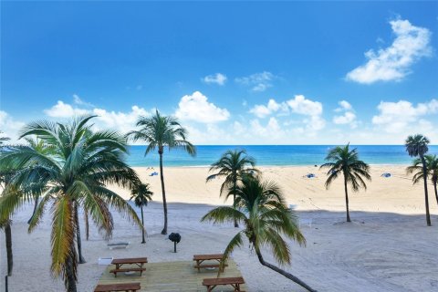 Condo in Fort Lauderdale, Florida, 1 bedroom  № 1407679 - photo 21