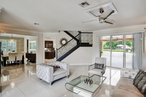 Villa ou maison à vendre à Boynton Beach, Floride: 6 chambres, 369.38 m2 № 1407722 - photo 8