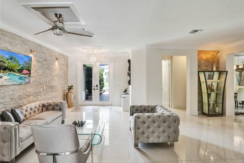 Villa ou maison à vendre à Boynton Beach, Floride: 6 chambres, 369.38 m2 № 1407722 - photo 10