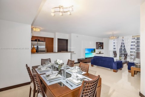 Copropriété à louer à Hallandale Beach, Floride: 2 chambres, 106.84 m2 № 1332186 - photo 6