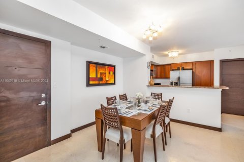 Copropriété à louer à Hallandale Beach, Floride: 2 chambres, 106.84 m2 № 1332186 - photo 5