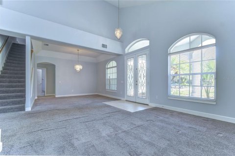 House in Tampa, Florida 5 bedrooms, 279.91 sq.m. № 1427052 - photo 7