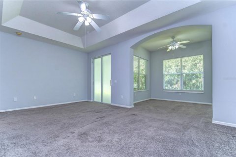 House in Tampa, Florida 5 bedrooms, 279.91 sq.m. № 1427052 - photo 27