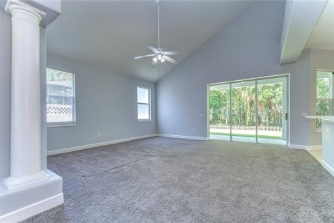 House in Tampa, Florida 5 bedrooms, 279.91 sq.m. № 1427052 - photo 14