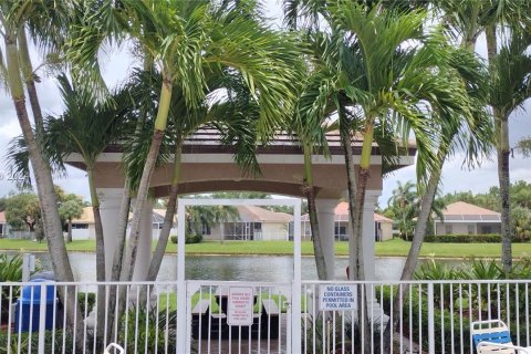 Villa ou maison à vendre à West Palm Beach, Floride: 3 chambres, 175.77 m2 № 1310355 - photo 16