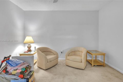 Купить кондоминиум в Норт-Лодердейл, Флорида 2 спальни, 92.9м2, № 1095271 - фото 8