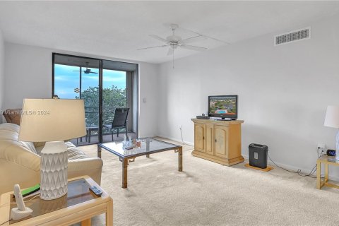 Copropriété à vendre à North Lauderdale, Floride: 2 chambres, 92.9 m2 № 1095271 - photo 11