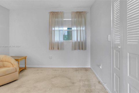 Copropriété à vendre à North Lauderdale, Floride: 2 chambres, 92.9 m2 № 1095271 - photo 7