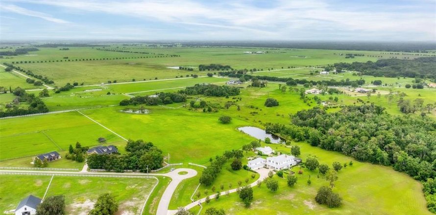 Land in Myakka City, Florida № 1391001