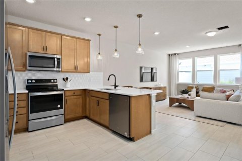 Townhouse in ISLES OF LAKE NONA in Orlando, Florida 4 bedrooms, 172.61 sq.m. № 1083945 - photo 18