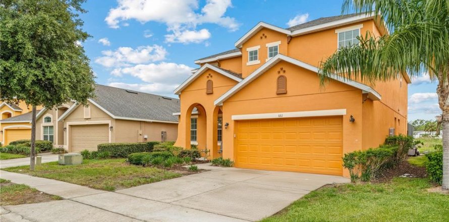 House in Davenport, Florida 6 bedrooms, 320.88 sq.m. № 1262176