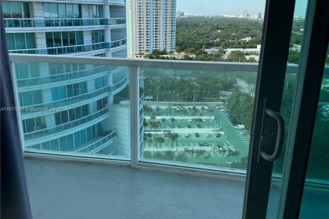 Condominio en venta en Miami, Florida, 1 dormitorio, 73.49 m2 № 1412401 - foto 11