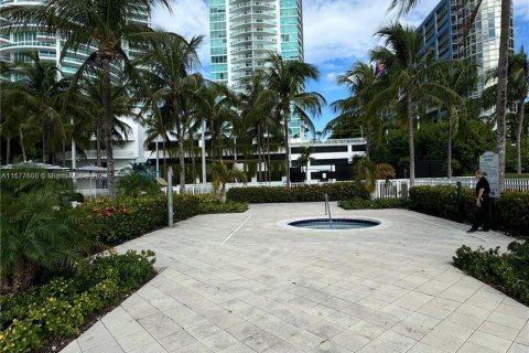 Condominio en venta en Miami, Florida, 1 dormitorio, 73.49 m2 № 1412401 - foto 22