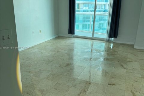 Condominio en venta en Miami, Florida, 1 dormitorio, 73.49 m2 № 1412401 - foto 3