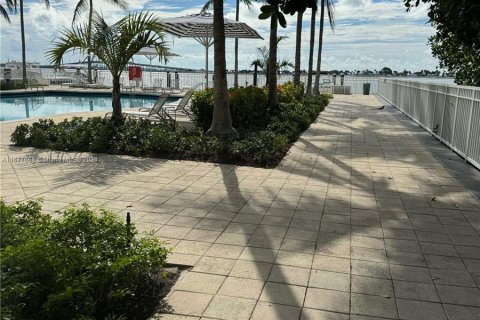 Condominio en venta en Miami, Florida, 1 dormitorio, 73.49 m2 № 1412401 - foto 16