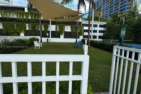 Condominio en venta en Miami, Florida, 1 dormitorio, 73.49 m2 № 1412401 - foto 23