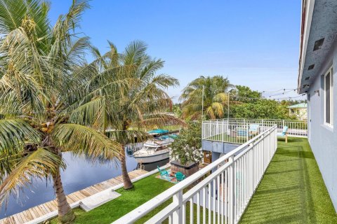 Casa en venta en Dania Beach, Florida, 6 dormitorios, 246.93 m2 № 963106 - foto 2