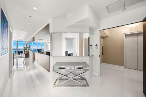 Condominio en venta en Miami, Florida, 2 dormitorios, 147.53 m2 № 1430017 - foto 23