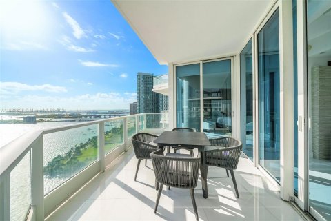 Condominio en venta en Miami, Florida, 2 dormitorios, 147.53 m2 № 1430017 - foto 27