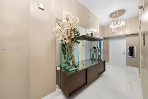 Condominio en venta en Miami, Florida, 2 dormitorios, 147.53 m2 № 1430017 - foto 24