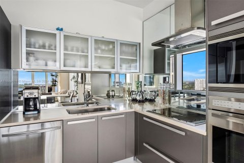 Condominio en venta en Miami, Florida, 2 dormitorios, 147.53 m2 № 1430017 - foto 9