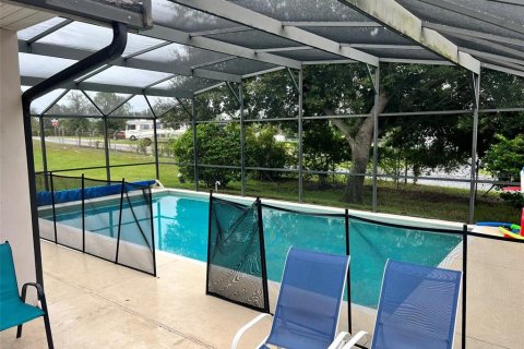 Casa en venta en Clermont, Florida, 4 dormitorios, 143.63 m2 № 1396685 - foto 2